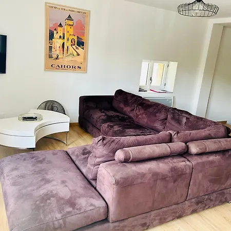 Magnifique Neuf 70m2 Lumineux Parking Apartment